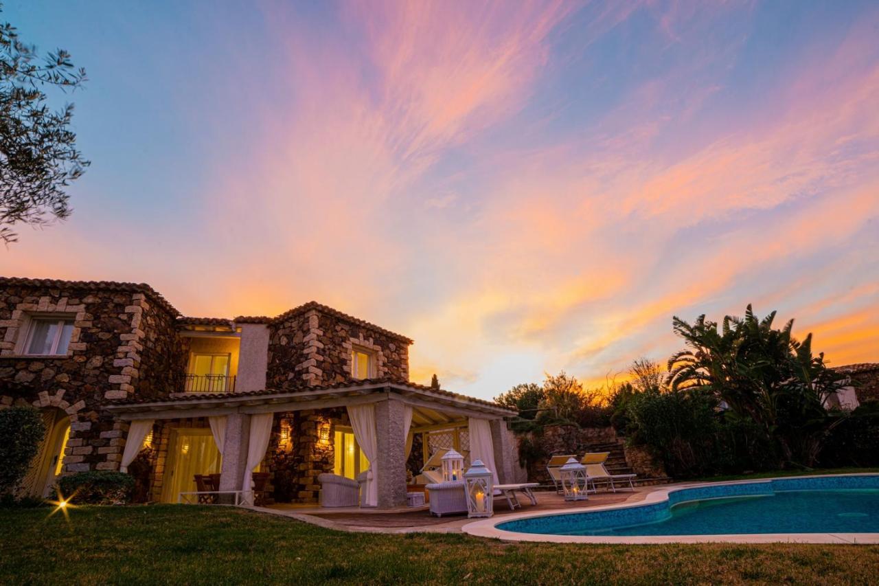 Villa Bougainvillea Con Piscina E Giardino Privato A Pochi Passi Dal Mare Кастиадас Экстерьер фото