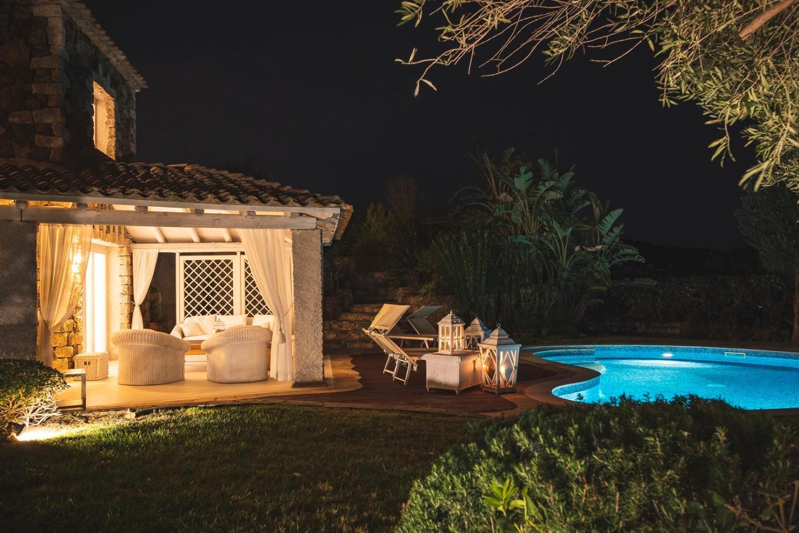 Villa Bougainvillea Con Piscina E Giardino Privato A Pochi Passi Dal Mare Кастиадас Экстерьер фото