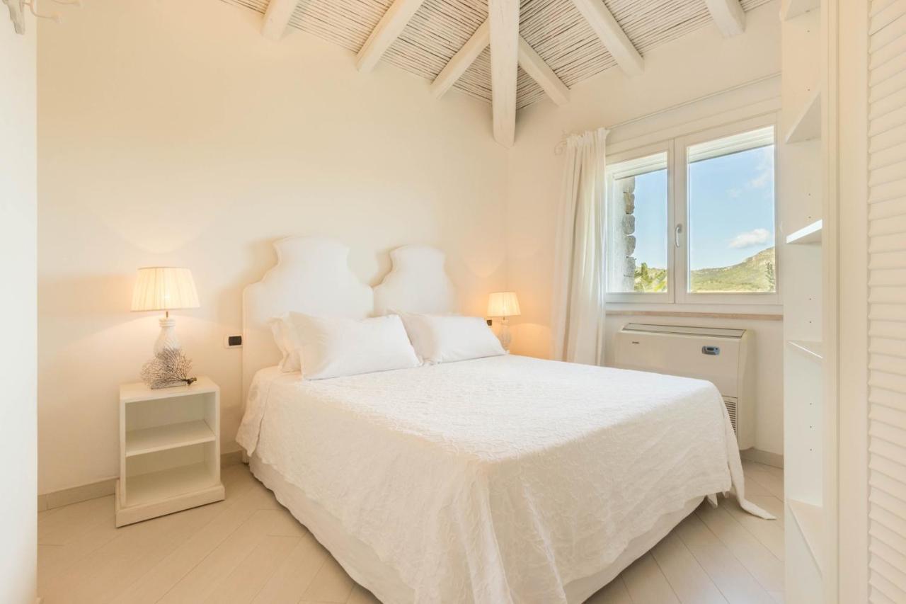 Villa Bougainvillea Con Piscina E Giardino Privato A Pochi Passi Dal Mare Кастиадас Экстерьер фото